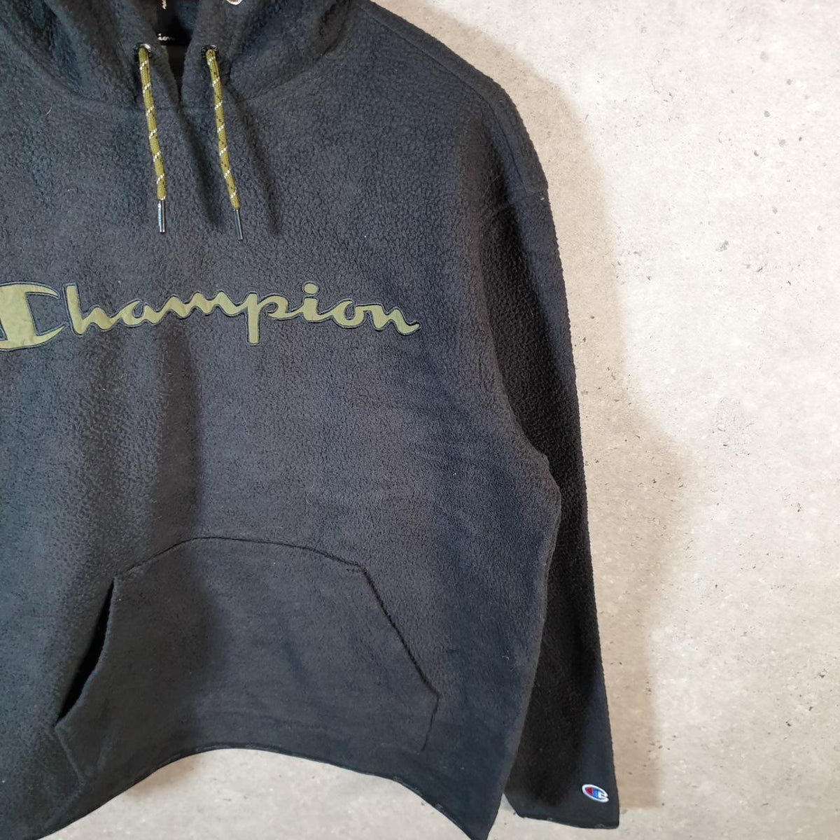 Vintage Champion Fleece Hoodie Men’s Medium Black Sport Pullover Spellout Logo