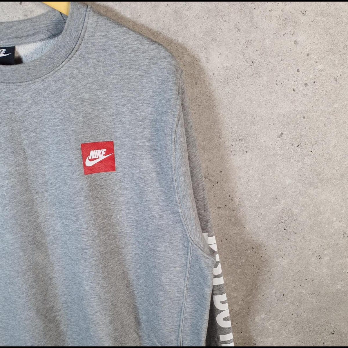 Vintage Nike Club Just Do It Sweatshirt Men’s Large Grey Swoosh Y2K Pullover Logo