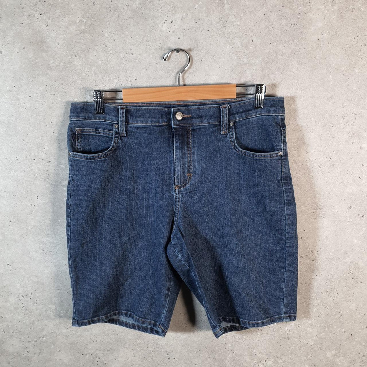 Vintage Lee Low Rise Baggy Shorts Jorts Cargo Womens W32 Blue Relaxed Denim A4547