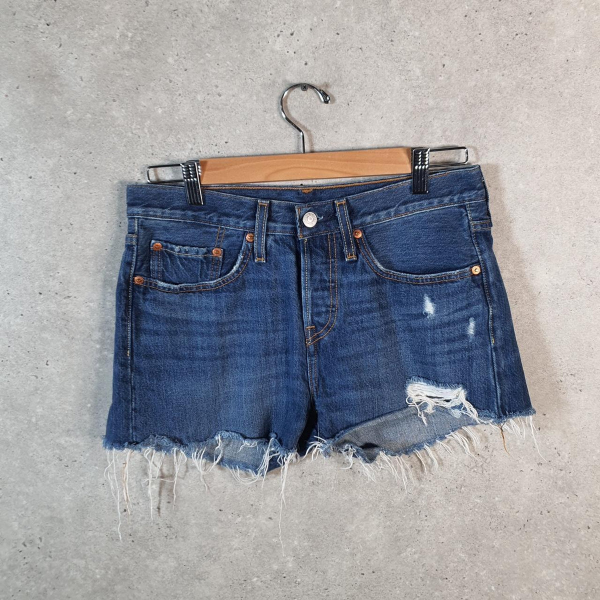 Vintage Levi’s 501 Cut Off Baggy Shorts Jorts Cargo Womens W26 Blue Relaxed Denim Big Fish Vintage