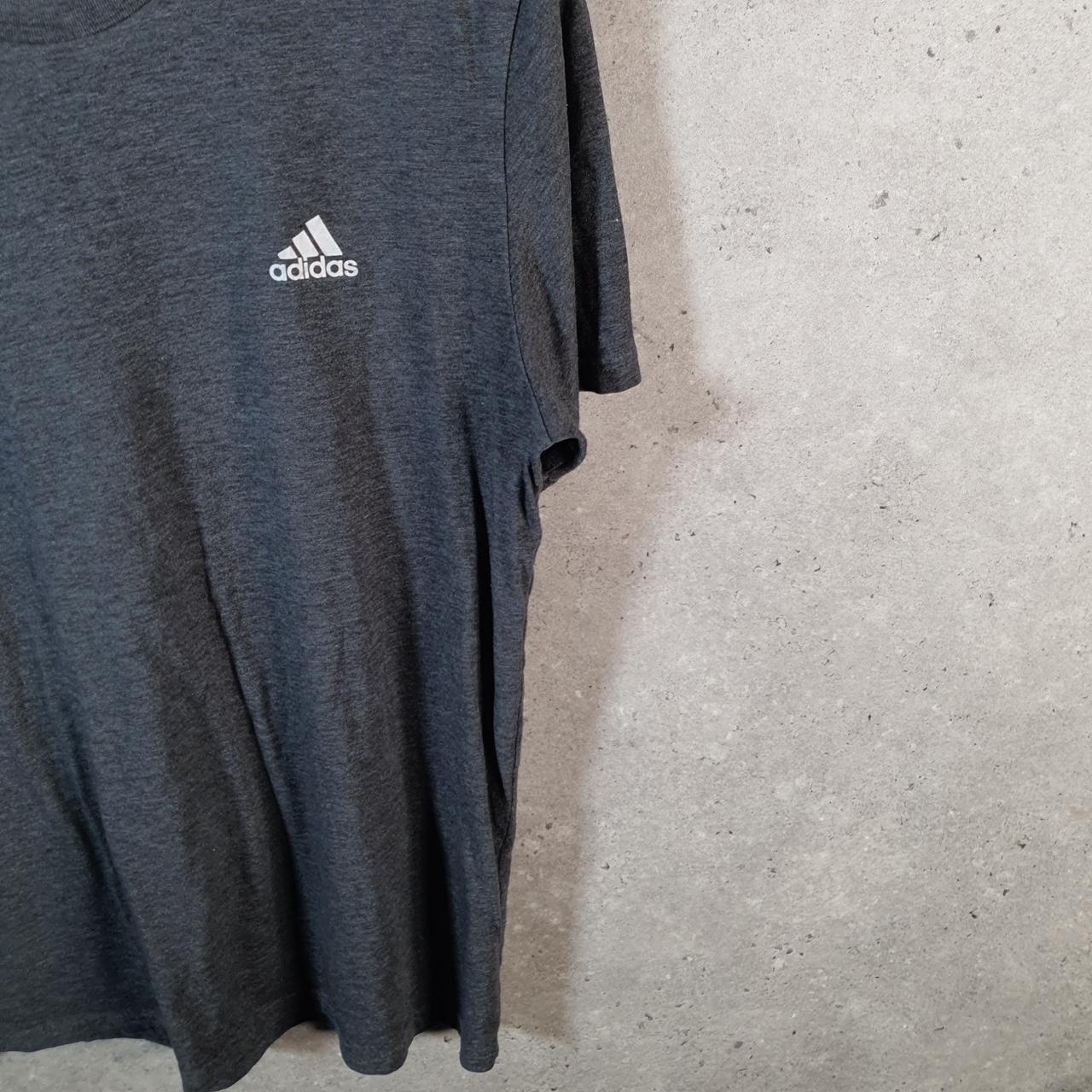 Vintage Adidas T Shirt Men’s Medium Grey Three Stripes Logo Athletic