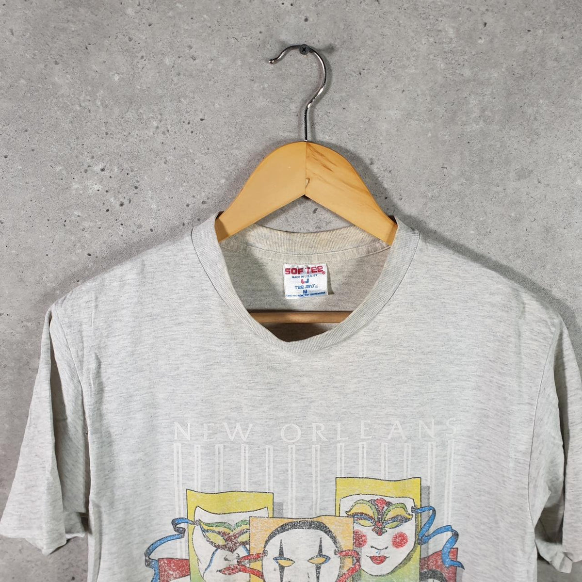 Vintage Sof Tee TeeJays New Orleans Fantasia Single Stitch T Shirt Men’s Medium Grey Big Fish Vintage
