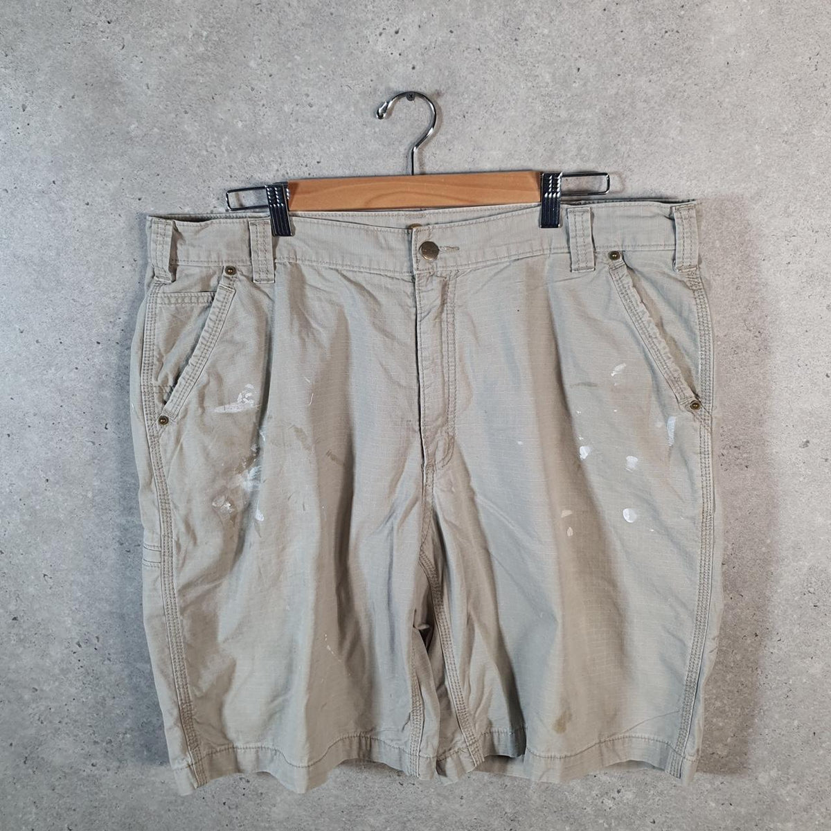 Vintage Carhartt Baggy Carpenter Shorts Jorts Cargo Men’s W40 Beige Relaxed Fit Workwear Big Fish Vintage