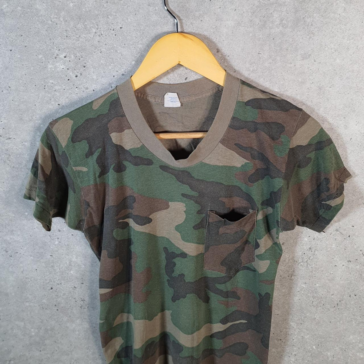 Vintage RealTree Army 90s USA Graphic Single Stitch T Shirt Men’s XS Green
