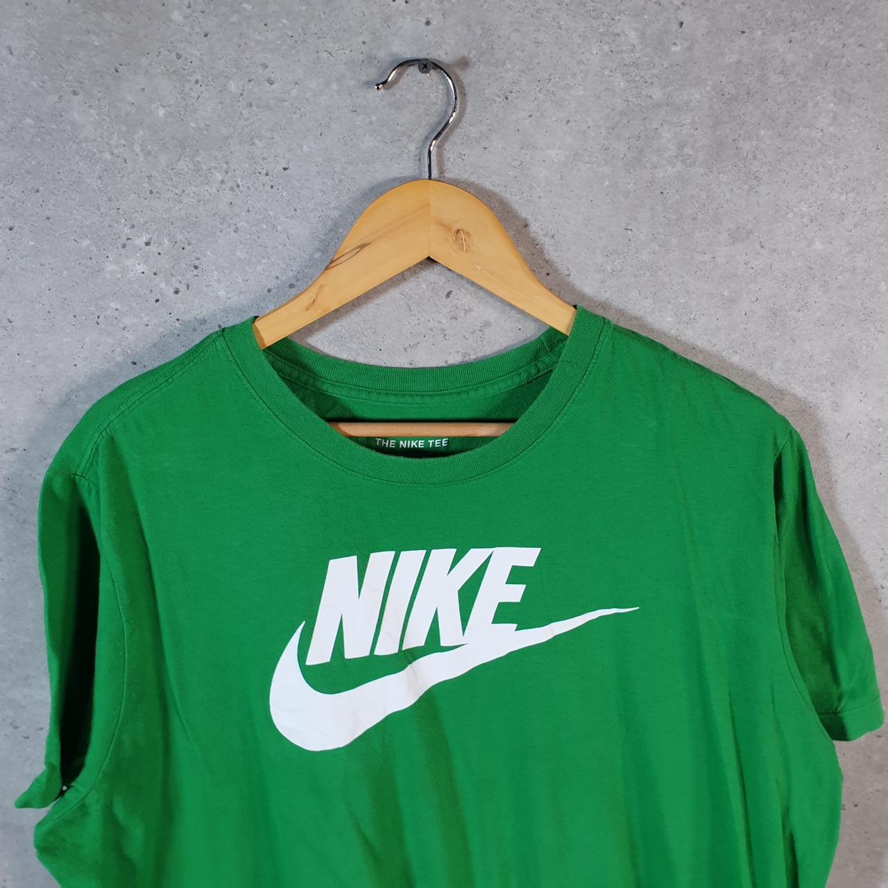 Vintage Nike T Shirt Men’s Large Green Printed Single Swoosh Logo Athletic C8261
