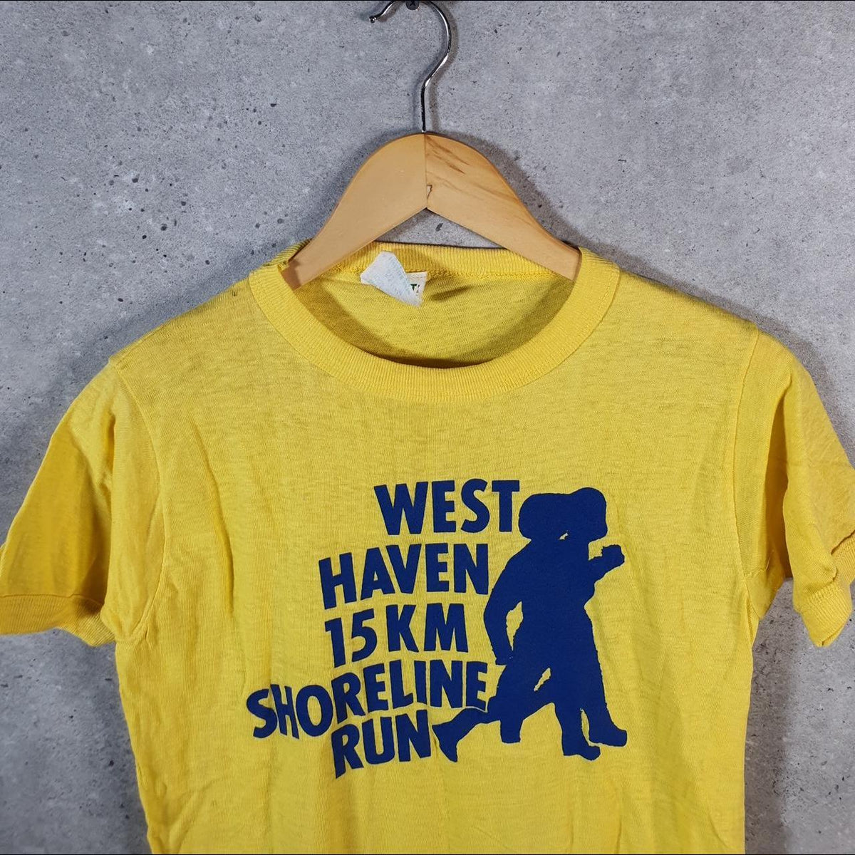 Vintage West Haven 15km Shoreline Run 90s USA Single Stitch T Shirt Men’s Medium Yellow