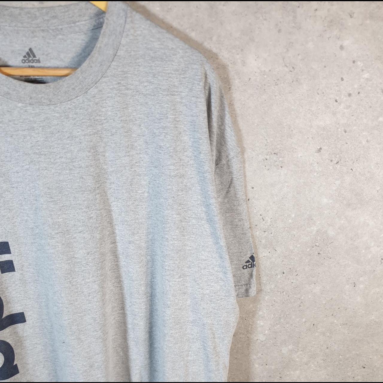 Vintage Adidas Spellout T Shirt Men’s 2XL Grey Three Stripes Logo Athletic