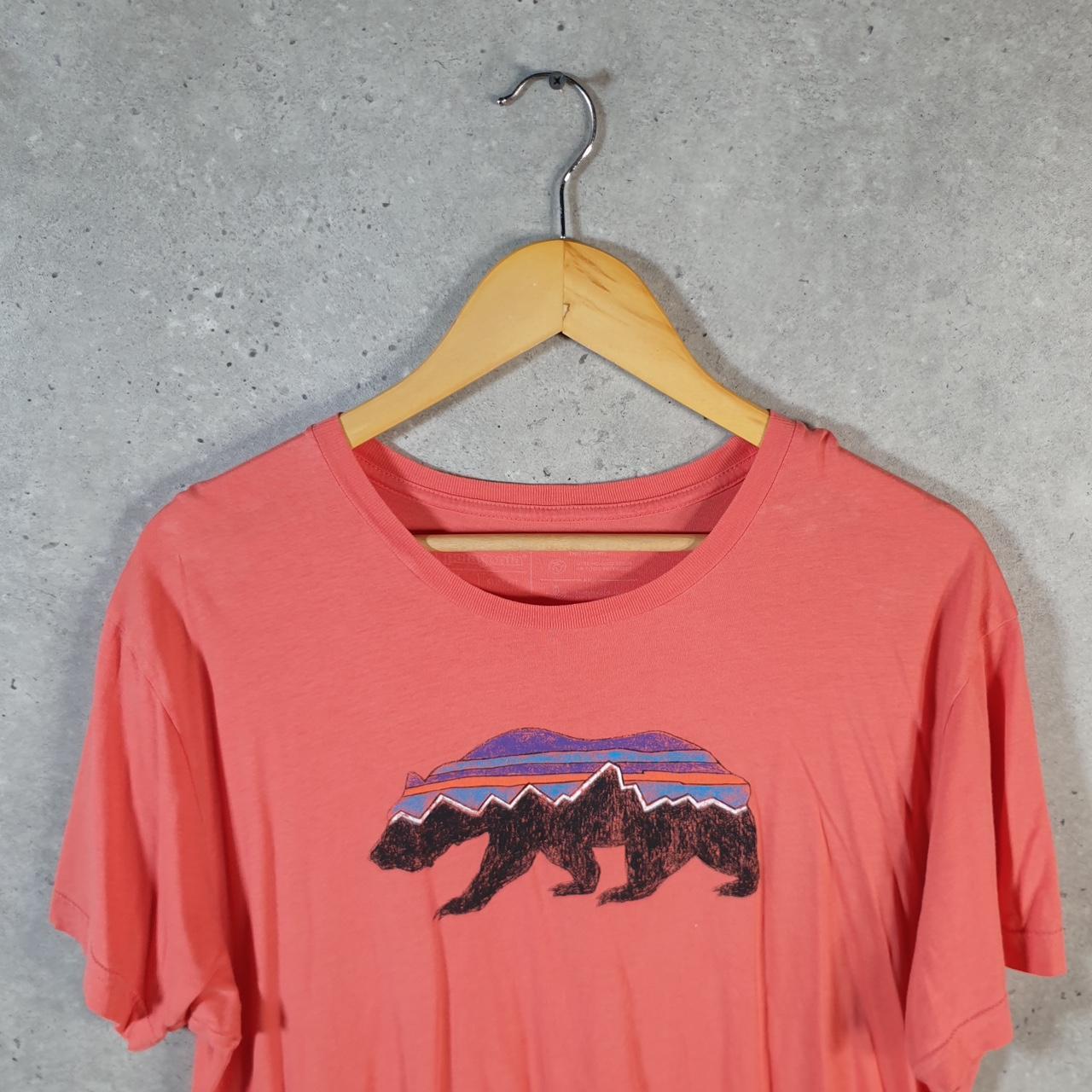 Vintage Patagonia Organic Cotton Fitz Roy T Shirt Men’s Large Pink Slim Fit Spellout Logo Big Fish Vintage