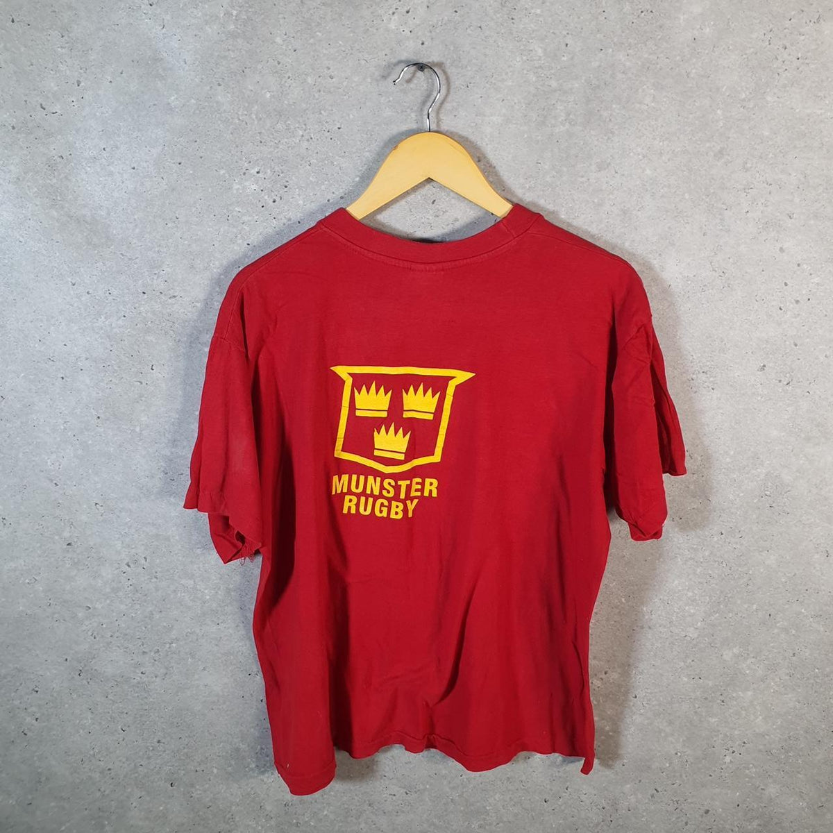 Vintage Munster Rugby Superman Graphic 90s USA Single Stitch T Shirt Men’s XL Red