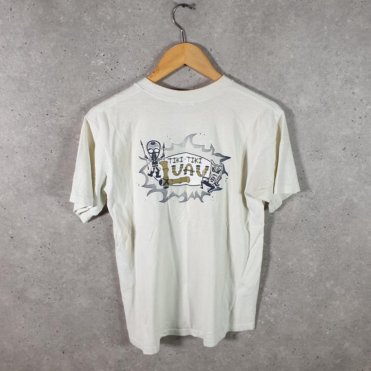 Vintage Anvil USA Tiki Tiki 90s USA Single Stitch T Shirt Men’s Medium White Big Fish Vintage