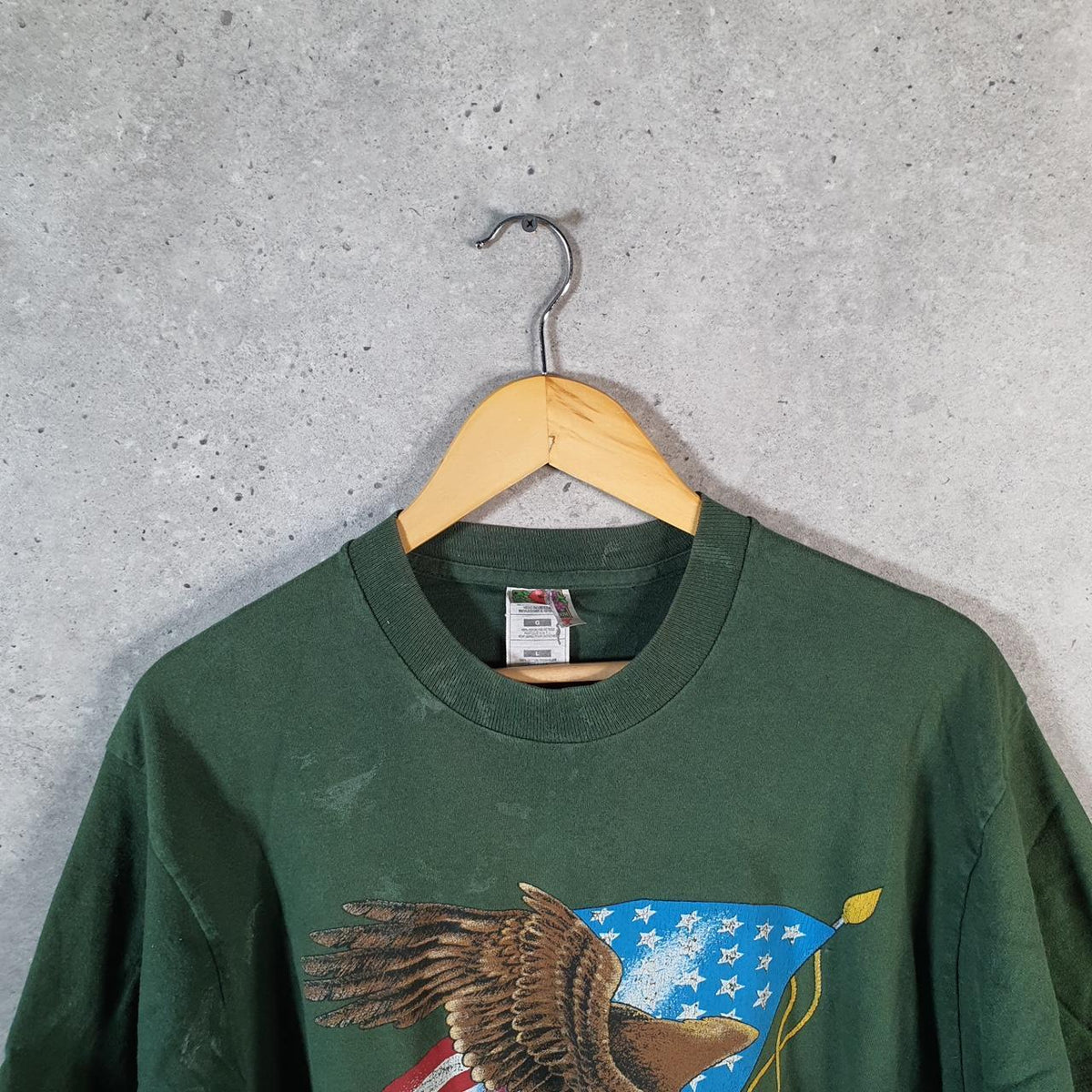 Vintage Fruit of the Loom American Eagle Single Stitch T Shirt Men’s Large Green Big Fish Vintage