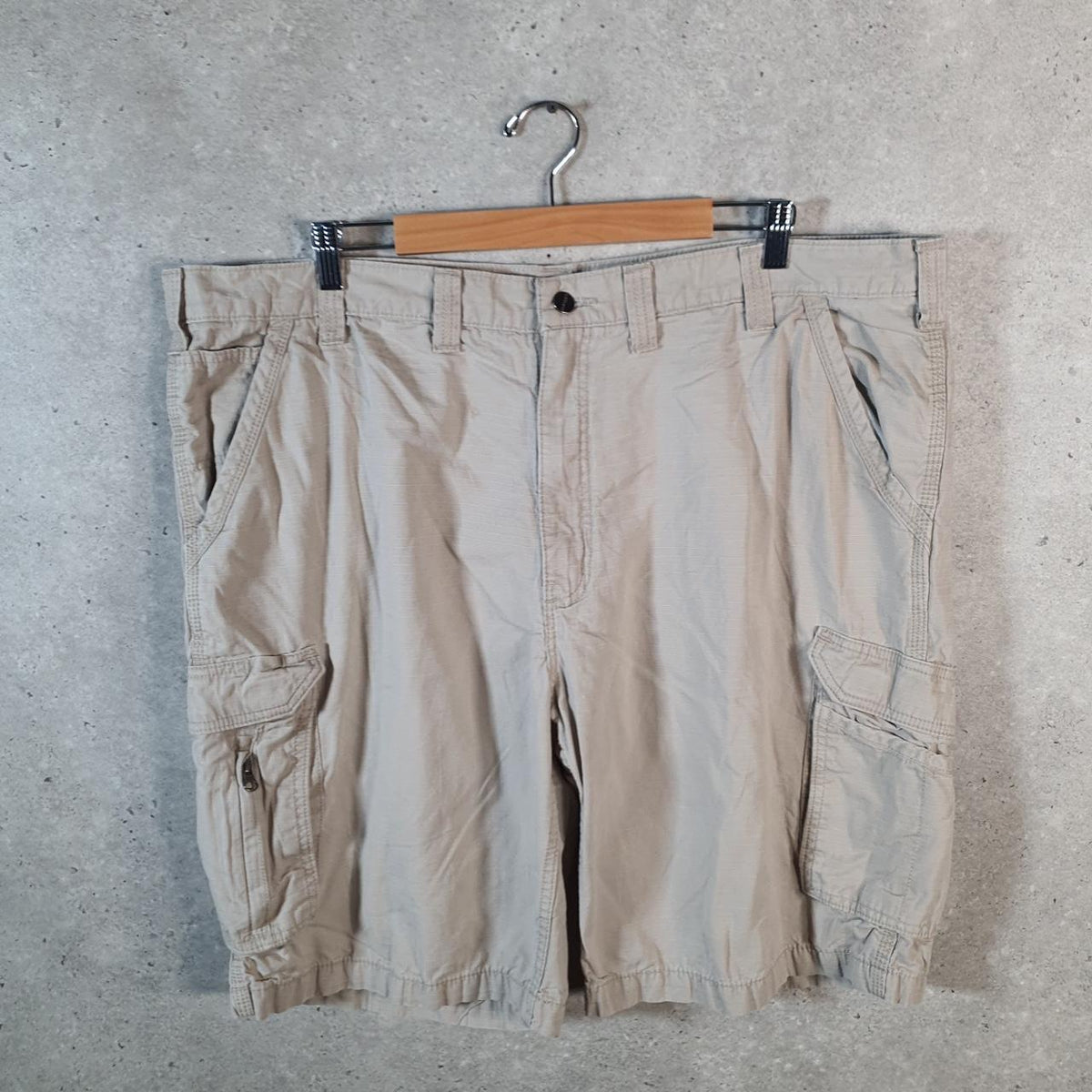 Vintage Carhartt Baggy Carpenter Shorts Jorts Cargo Men’s W44 Brown Relaxed Fit Workwear Big Fish Vintage