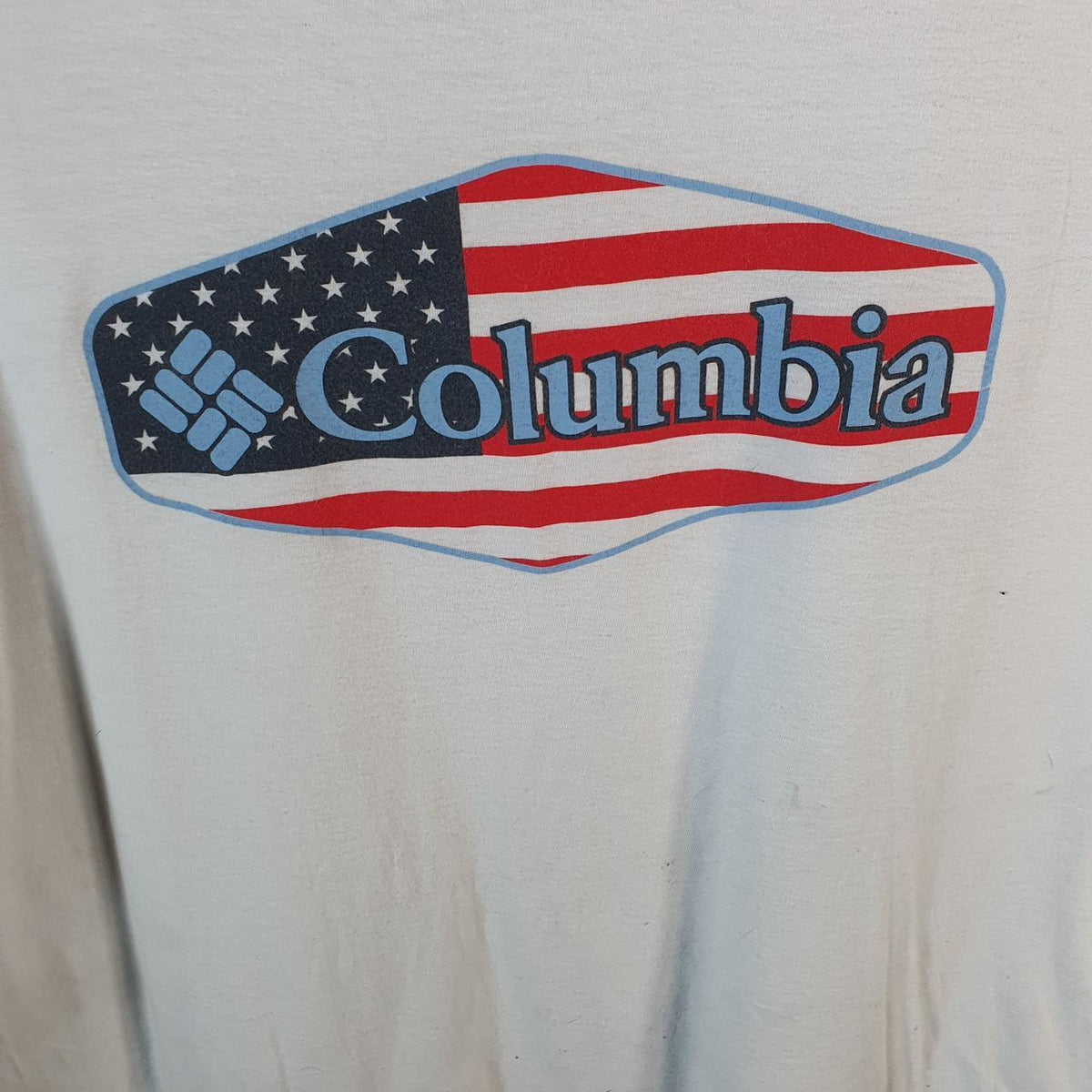 Vintage Columbia USA Flag T Shirt Shirt Men’s Large White Logo Athletic