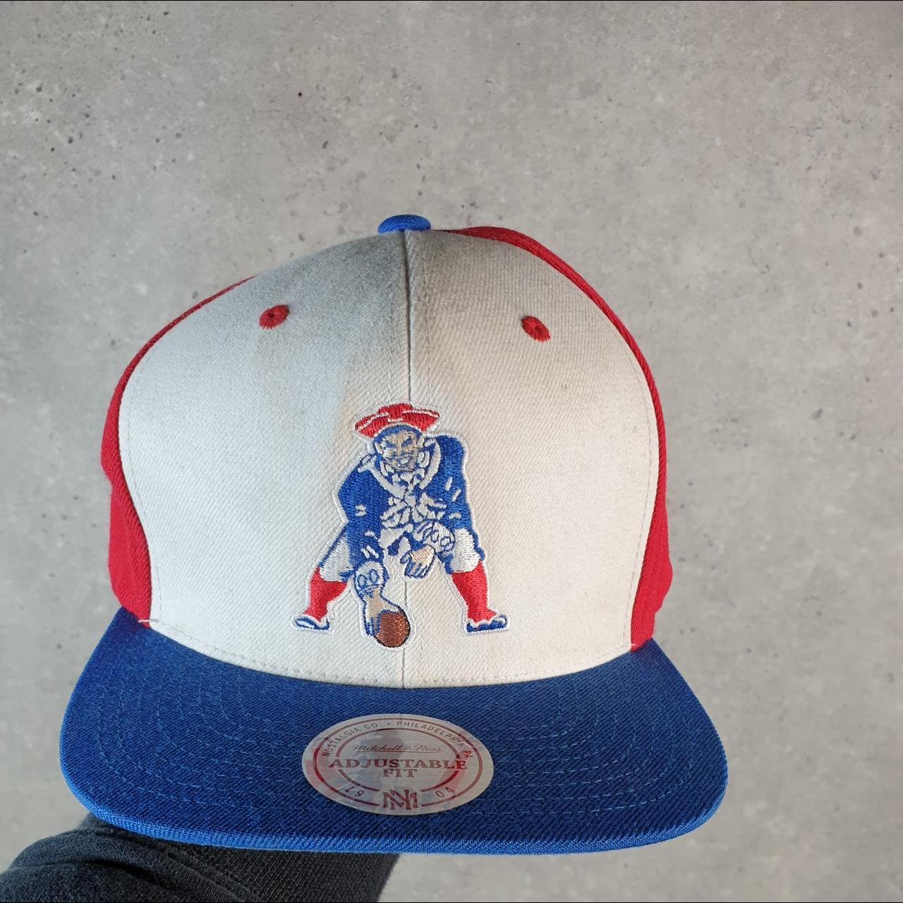 Vintage NFL Mitchell & Ness New England Patriots Cap Men’s USA Spellout Athletic C8520