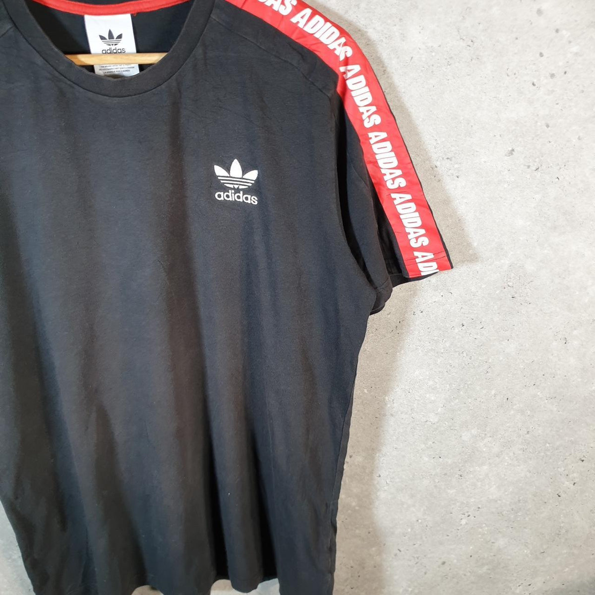 Vintage Adidas Spellout Trefoil Retro T Shirt Mens Medium Black Logo Athletic