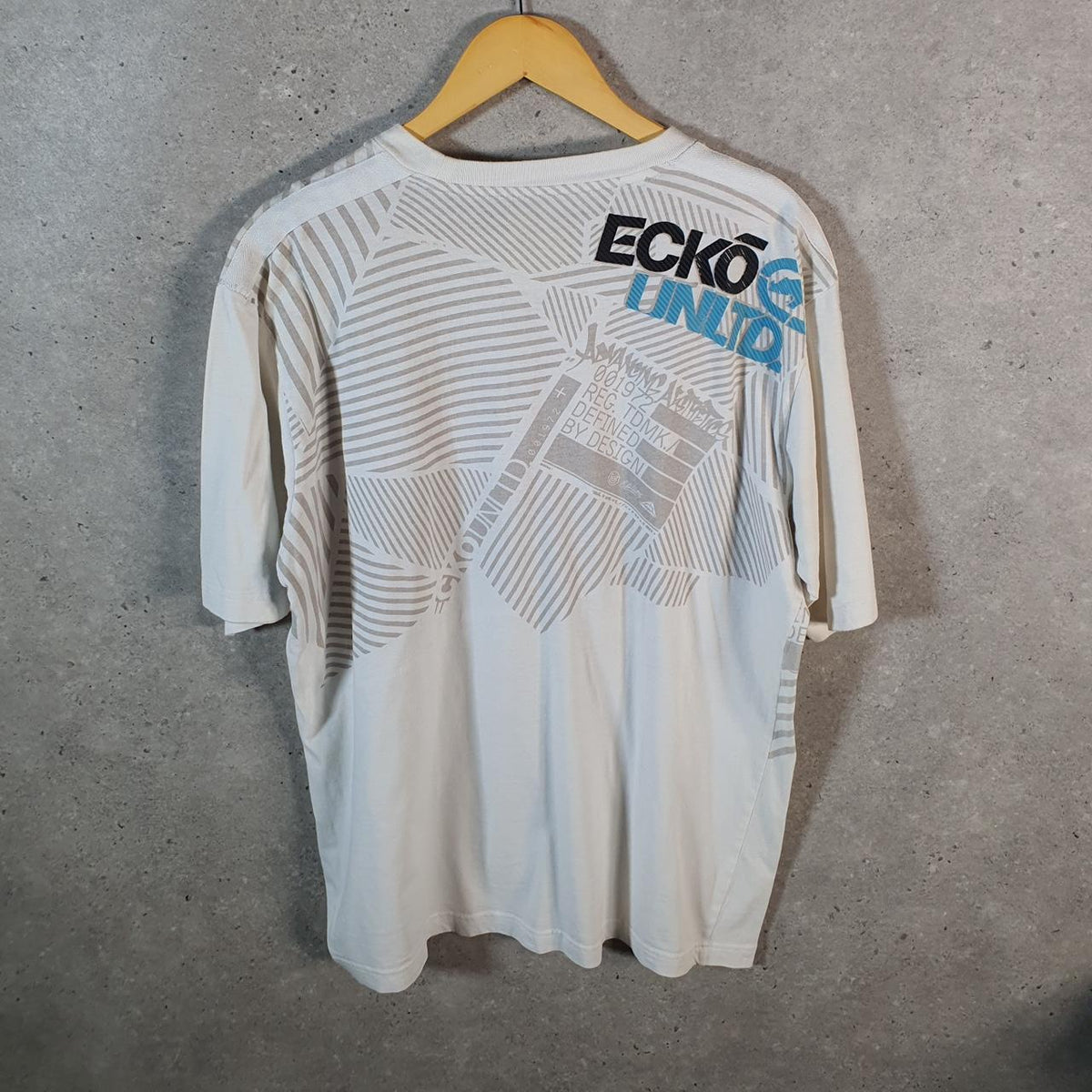 Vintage Ecko Unltd. Y2K T Shirt Men’s XL White Casual Sports Logo Athletic