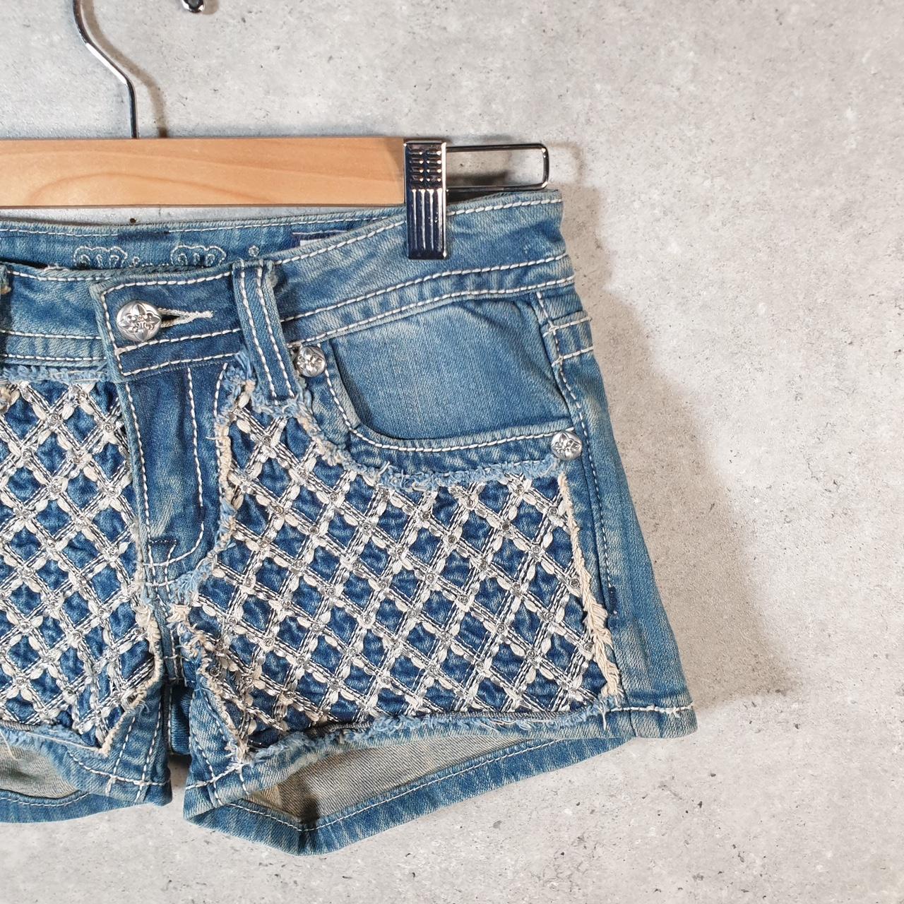 Vintage Miss Me Baggy Y2K Hip Hop Jeans Shorts Jorts Womens W27 Blue Denim Low Rise