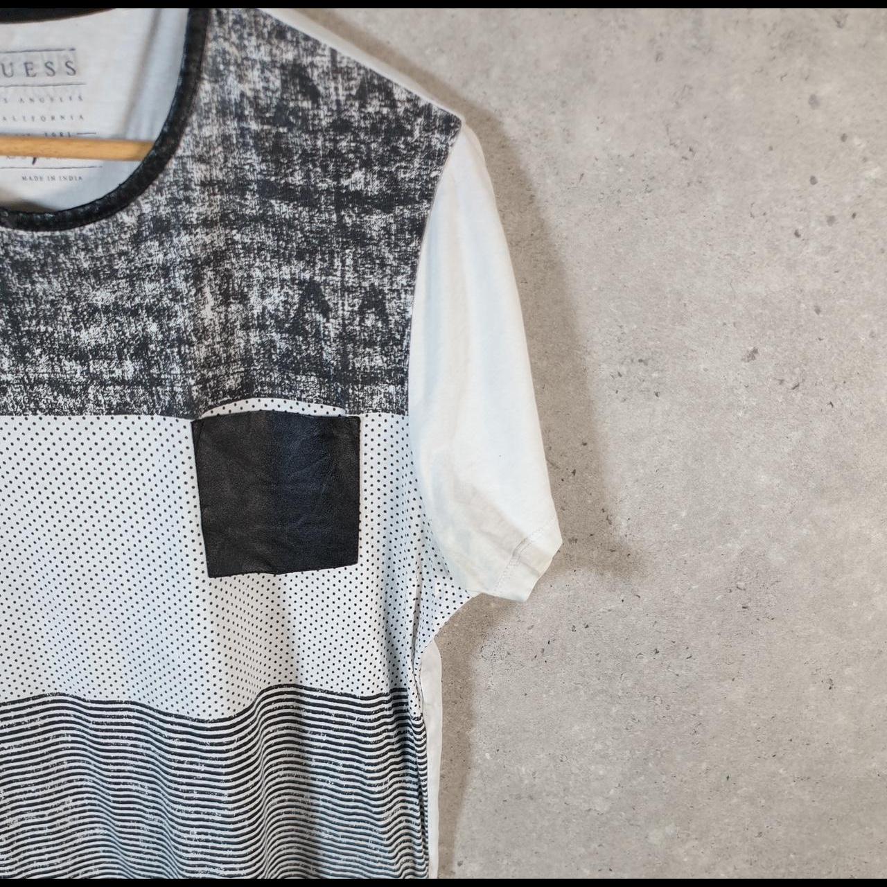 Vintage Guess Spellout Graphic T Shirt Men’s Medium White Casual Sports Logo Athletic