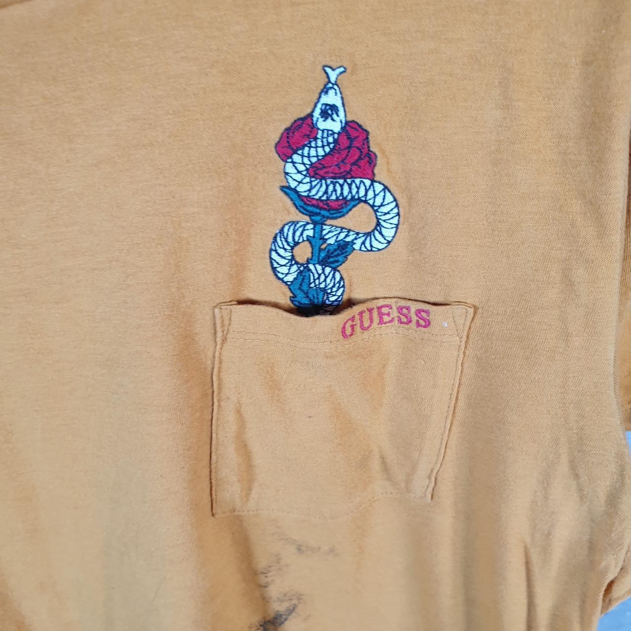 Vintage Guess Snake Pocket Graphic T Shirt Men’s Medium Orange Casual Sports Logo Athletic