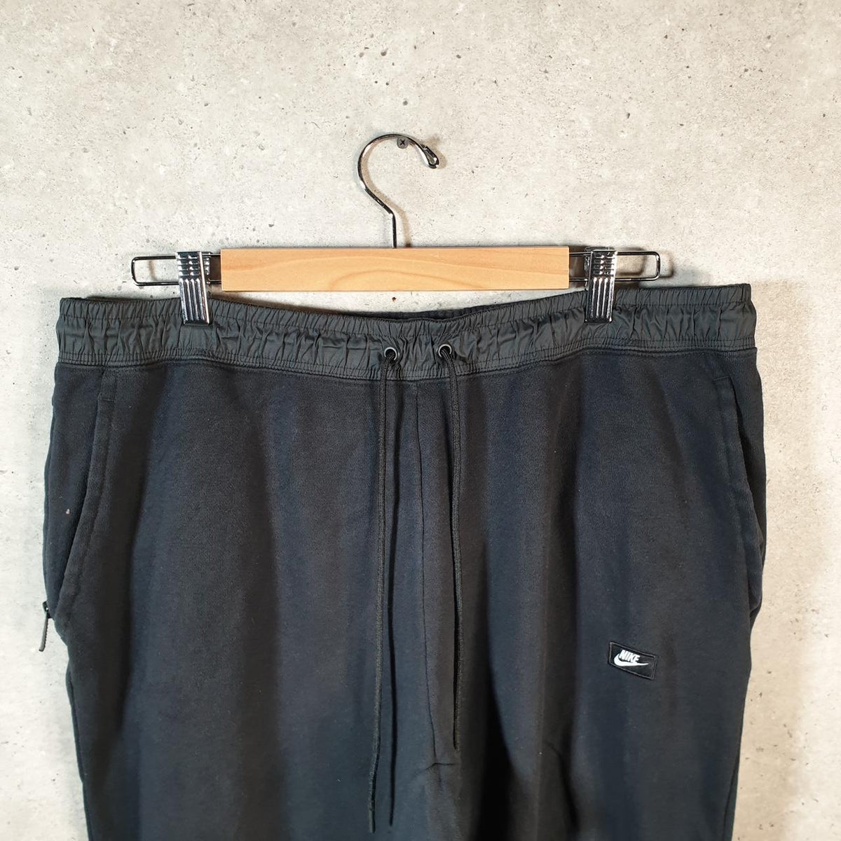 Vintage Nike Club Sweatpant Joggers Mens 2XL Black Swoosh Sports Tracksuit Big Fish Vintage