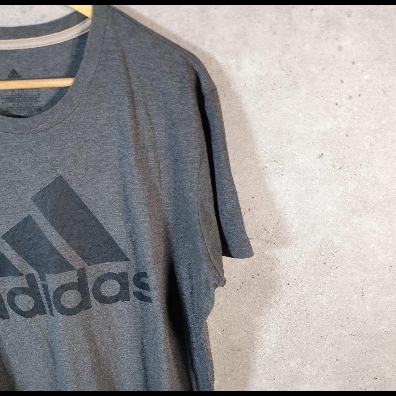 Vintage Adidas Go To Performance T Shirt Men’s XL Grey Three Stripes Logo Athletic