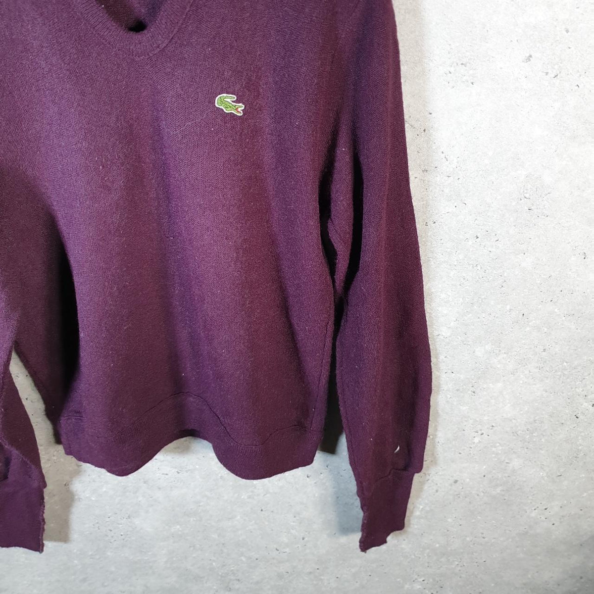 Vintage Izod Lacoste 90s USA Sweatshirt Men’s Medium Burgundy Pullover Logo Y2K Jumper