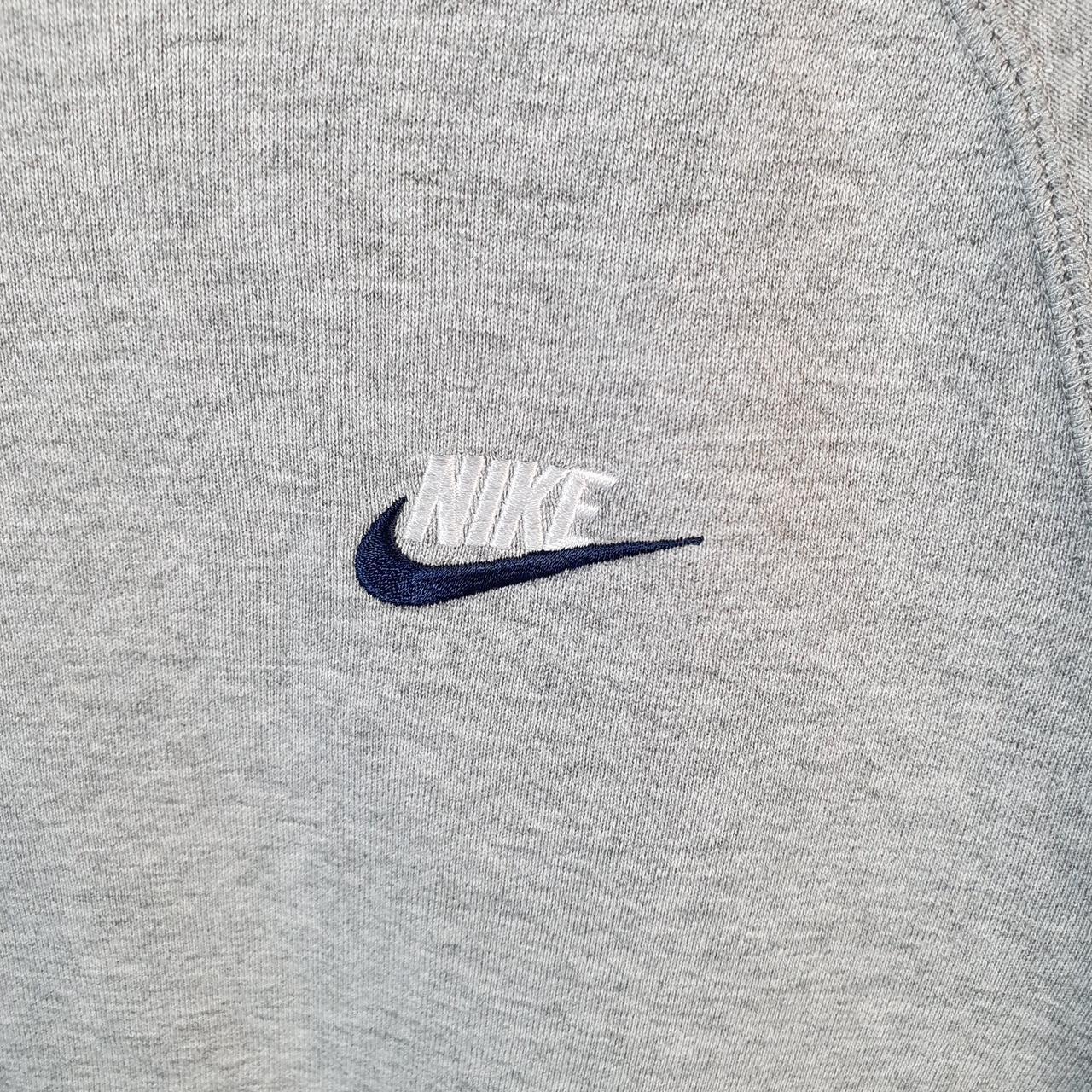 Vintage Nike Club Sweatshirt Men’s Medium Grey Swoosh Y2K Pullover Logo