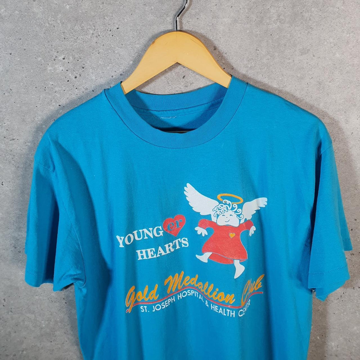 Vintage Young Hearts St Joseph Hospital USA 90s Single Stitch T Shirt Men’s Small Blue C9262