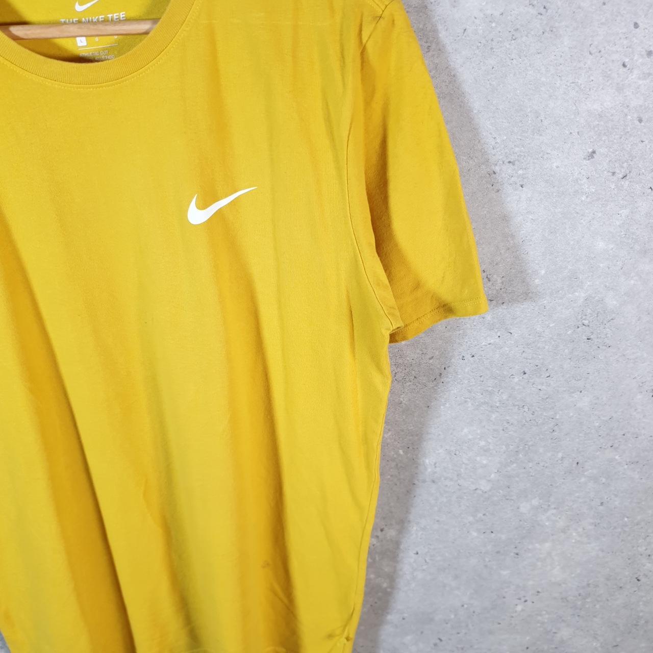 Vintage Nike Dri Fit Running T Shirt Men’s Large Yellow Swoosh Logo Athletic