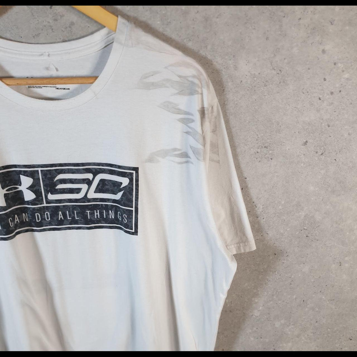 Vintage Under Armour Spellout T Shirt Shirt Men’s 2XL White Loose Sports Athletic