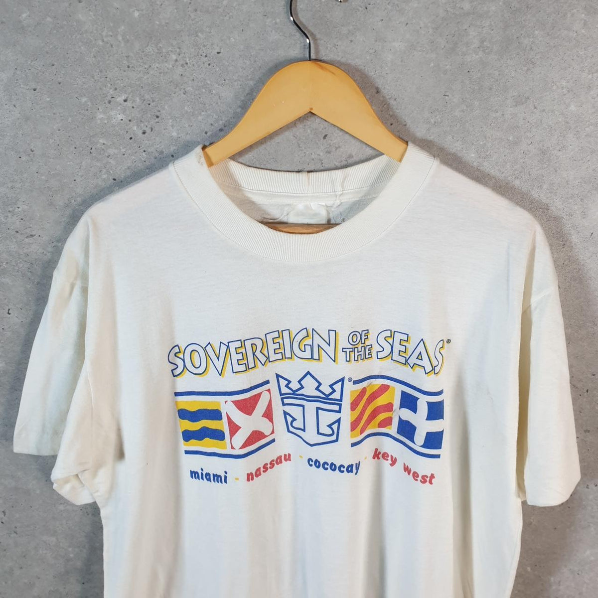 Vintage Sovereign Of The Seas Graphic USA 90s Single Stitch T Shirt Men’s Medium White C8737