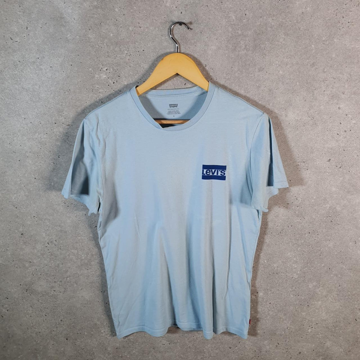 Vintage Levis Spellout T Shirt Shirt Men’s Medium Blue Logo Athletic Casual