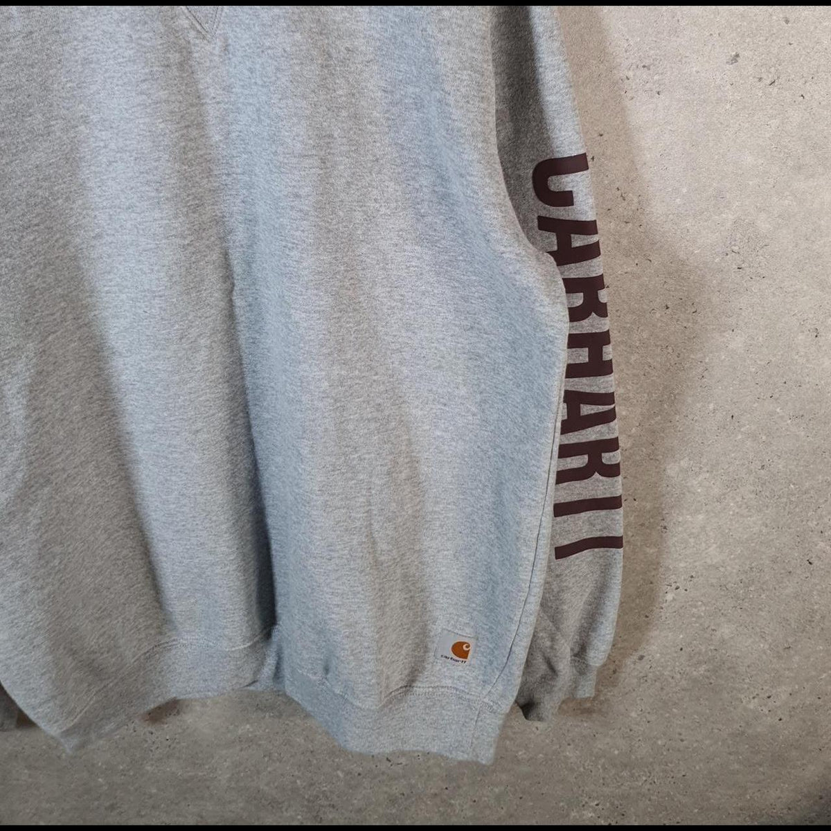 Vintage Carhartt Sweatshirt Men’s Medium Grey Pullover Blank USA Loose Fit