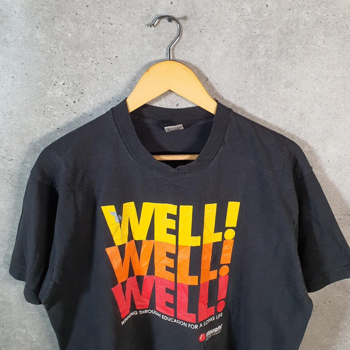Vintage Fruit of the Loom Vought aircraft Company 90s USA Single Stitch T Shirt Men’s Large Black C9538