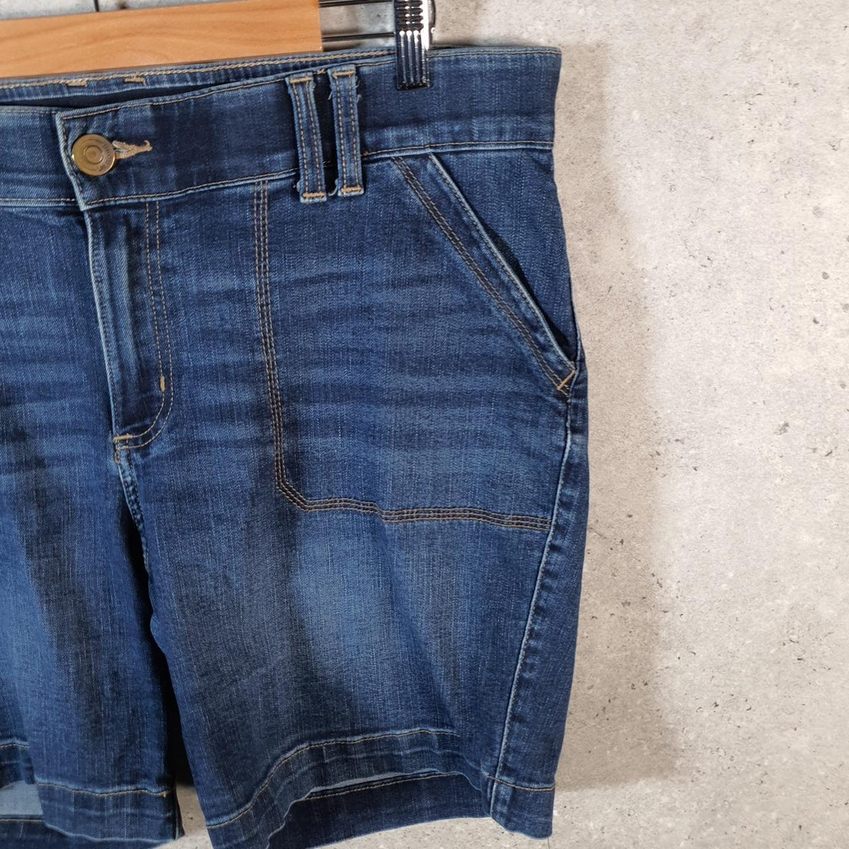 Vintage Lee Baggy Shorts Jorts Cargo Womens W38 Blue Relaxed Denim