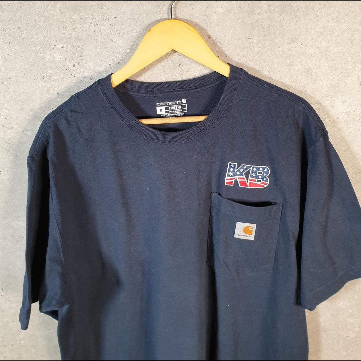 Vintage Carhartt Pocket T Shirt Men’s Medium Navy Blue Workwear Chore Utility Loose Fit C9182