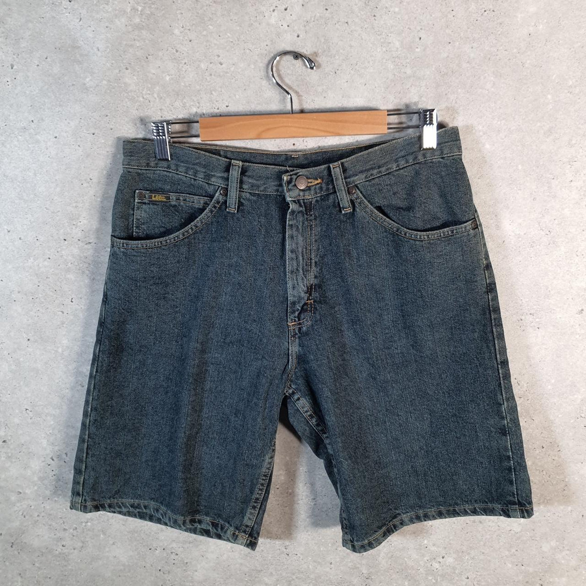Vintage Lee Denim Shorts Jorts Cargo Men’s W33 Blue Baggy Cotton