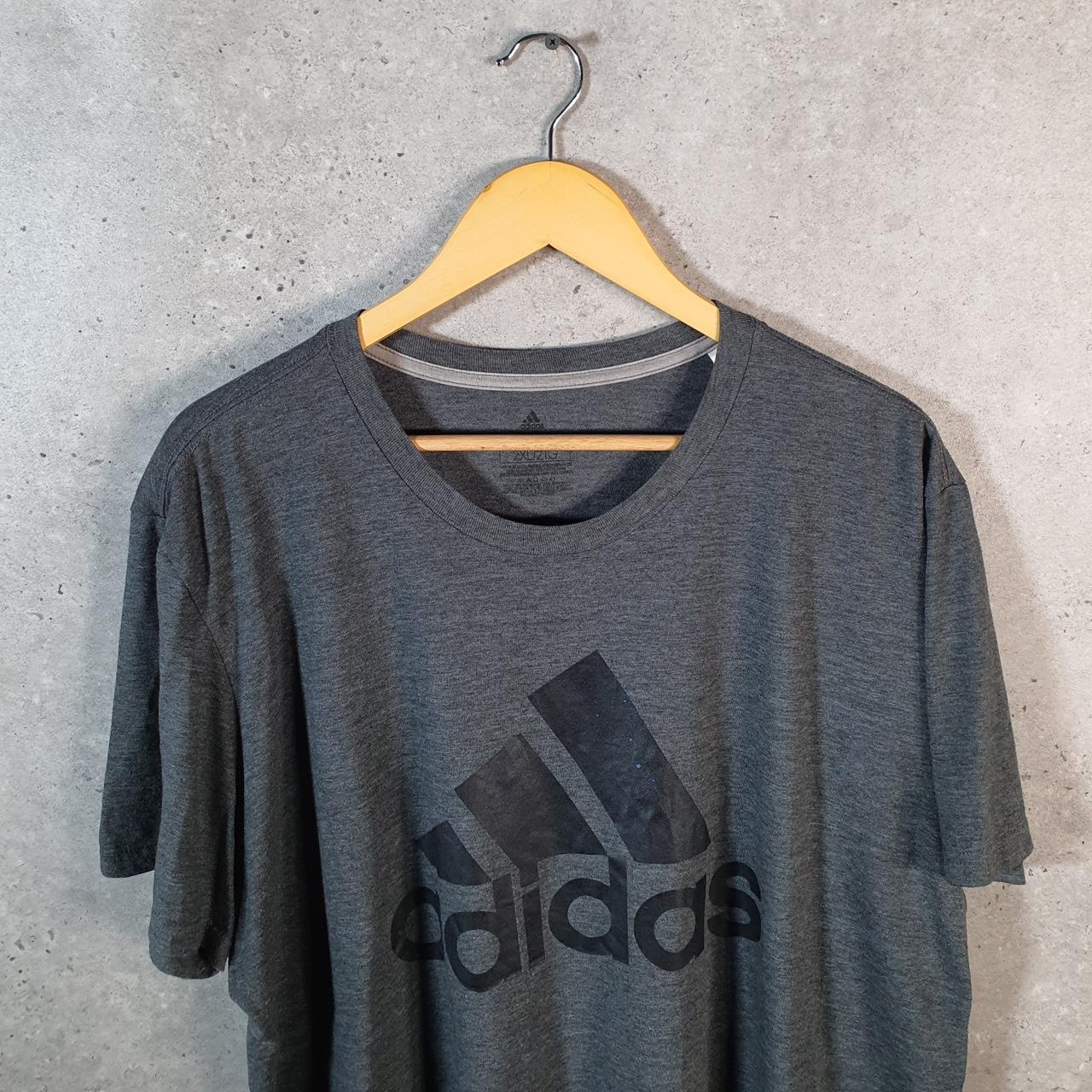 Vintage Adidas T Shirt Shirt Men’s 2XL Grey Three Stripes Logo Athletic C9760