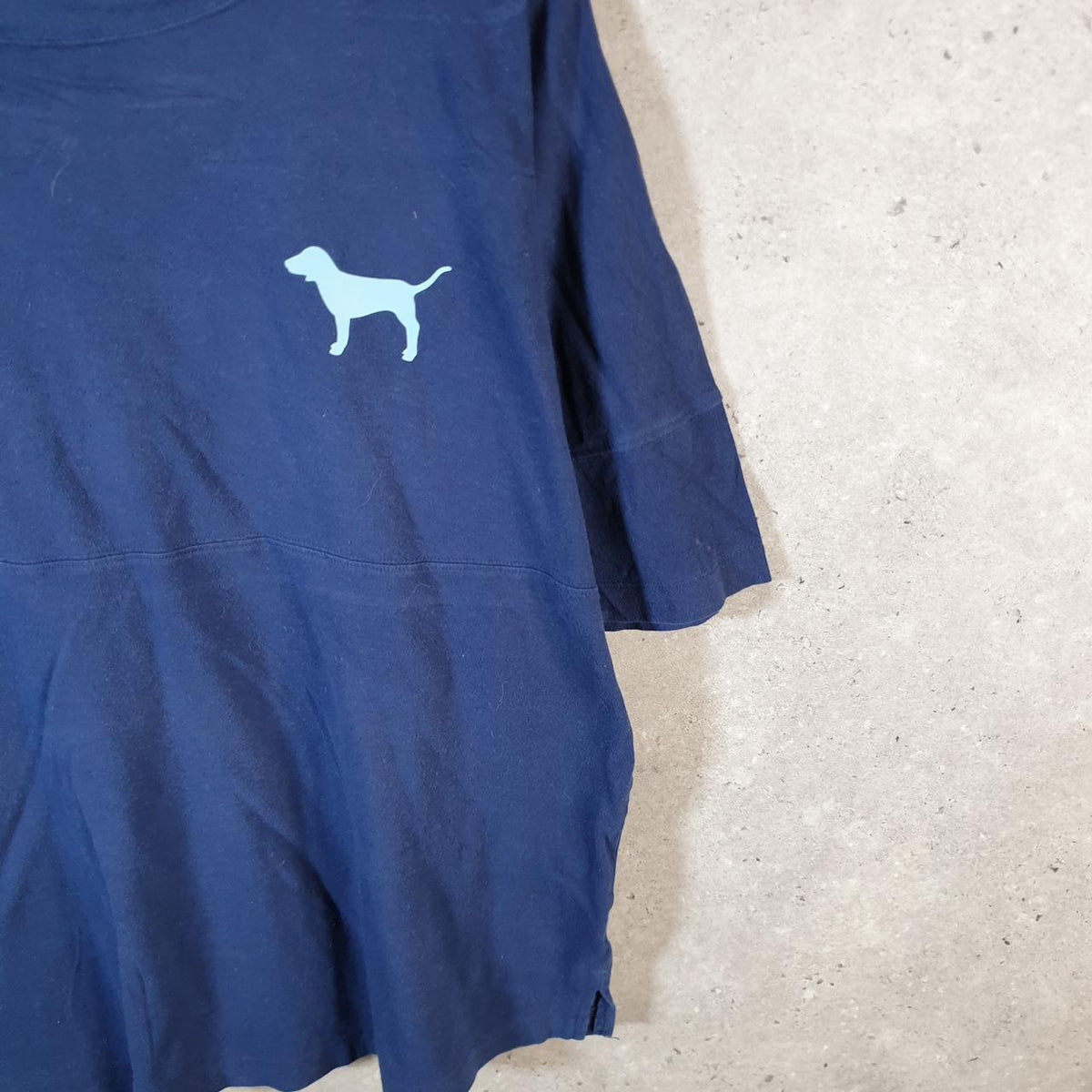Vintage Pink Dog Graphic T Shirt Men’s Medium Navy Blue Casual Sports Logo Athletic