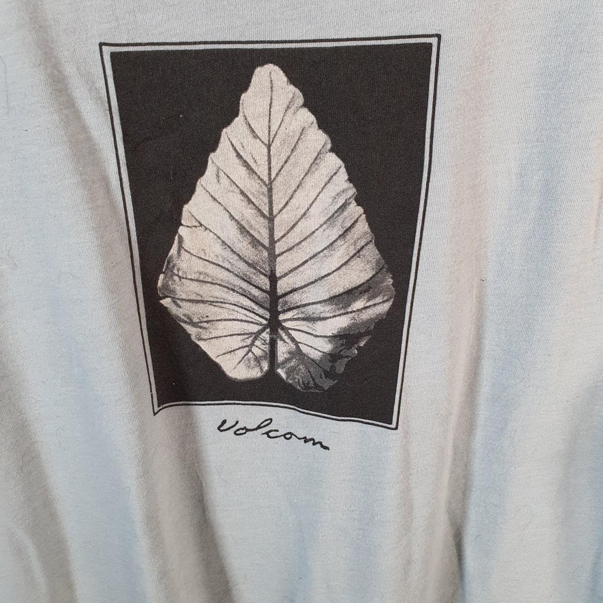 Vintage Volcom Y2K T Shirt Men’s Medium Blue Casual Sports Logo Athletic