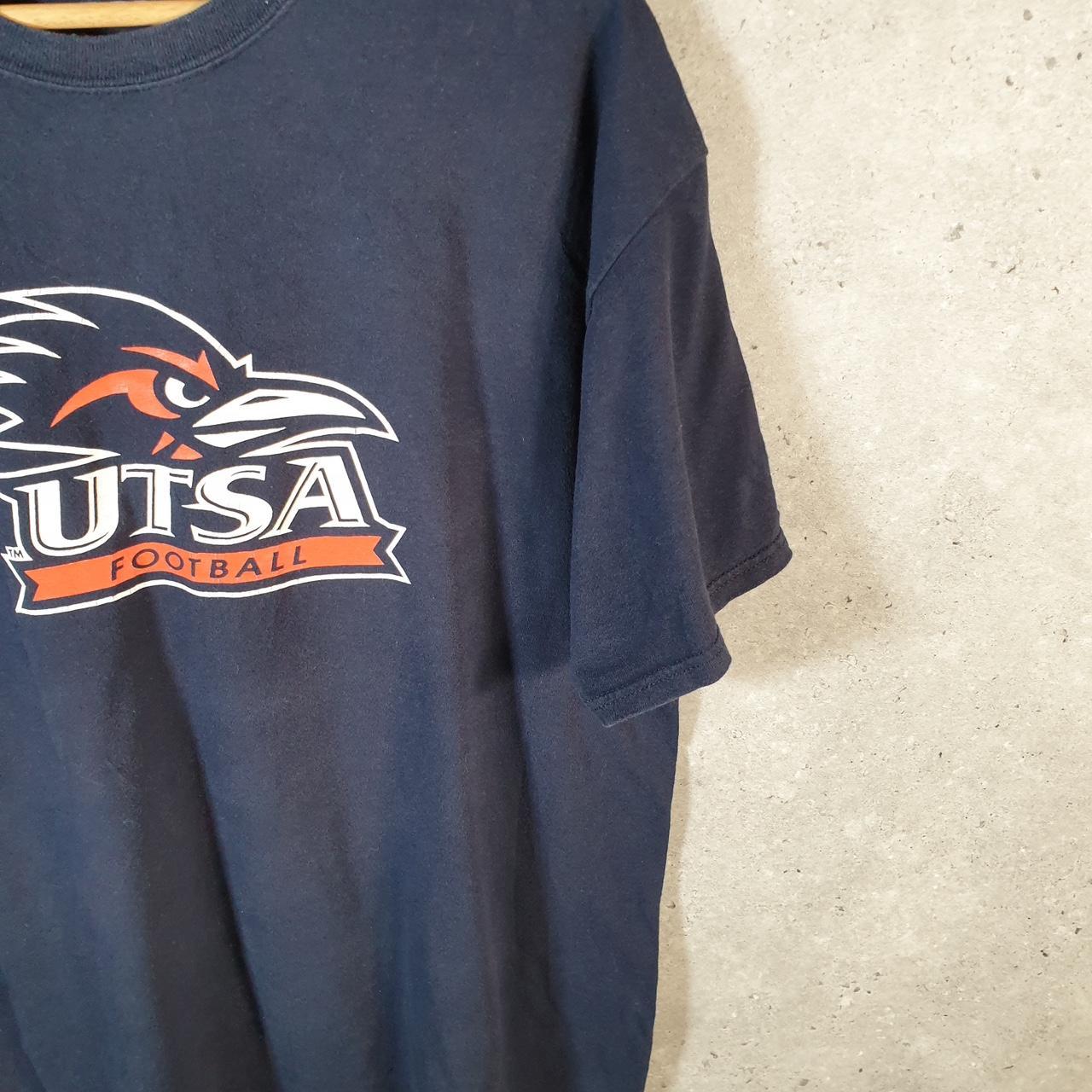 Vintage Champion UTA Football Spellout T Shirt Men’s XL Navy Blue USA Athletic