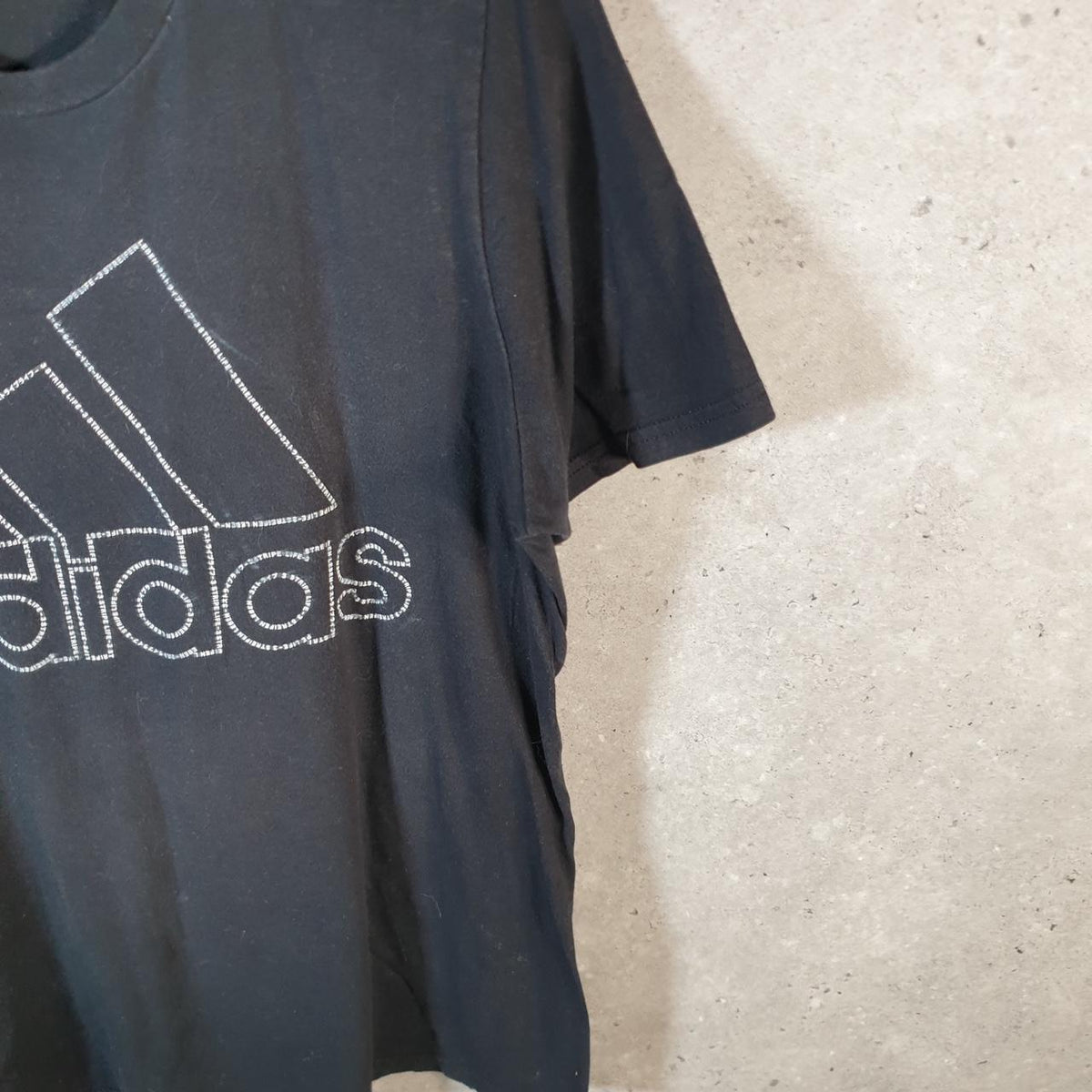 Vintage Adidas Amplifier T Shirt Men’s Medium Black Three Stripes Logo Athletic