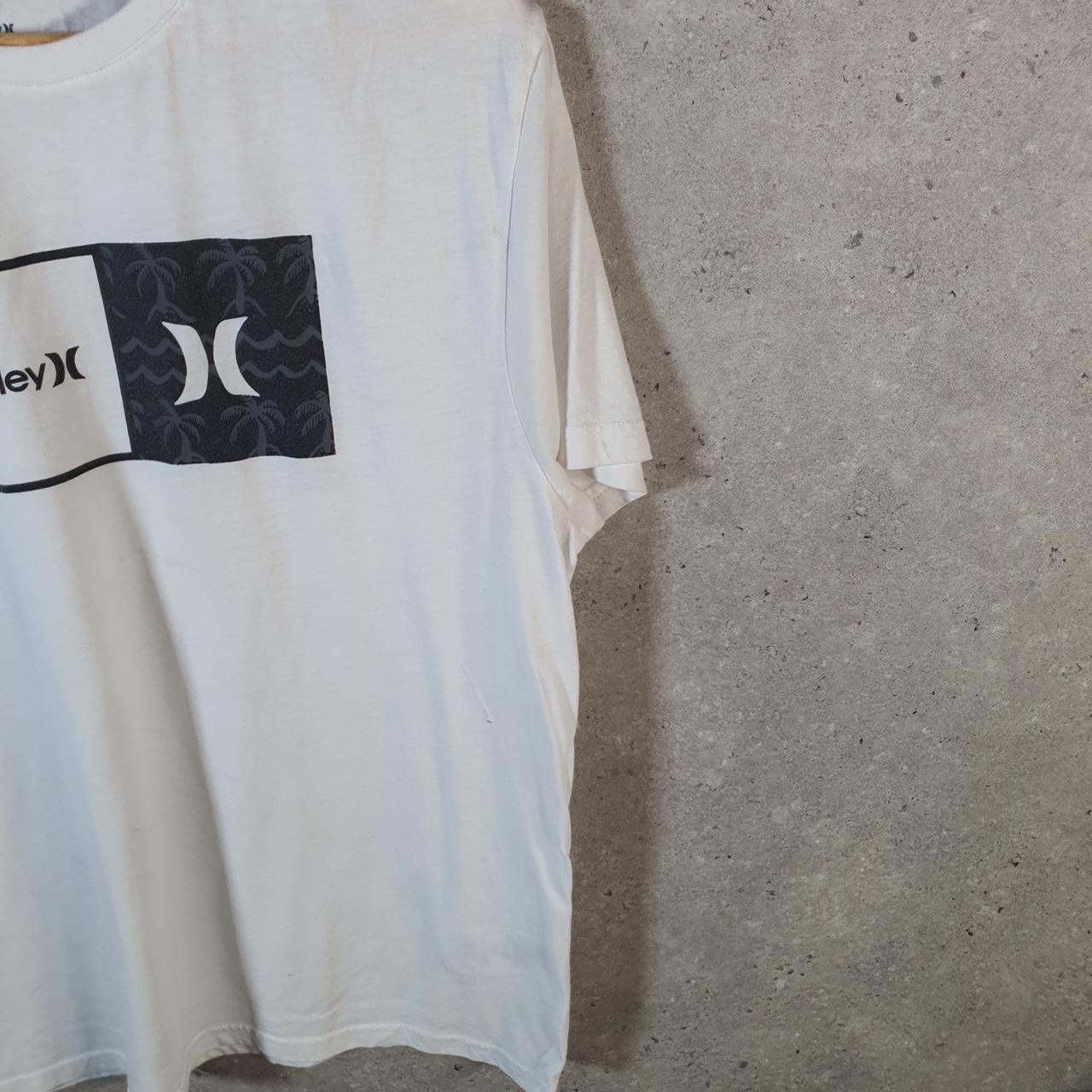 Vintage Hurley Spellout T Shirt Men’s White Large Casual Sports Logo Athletic