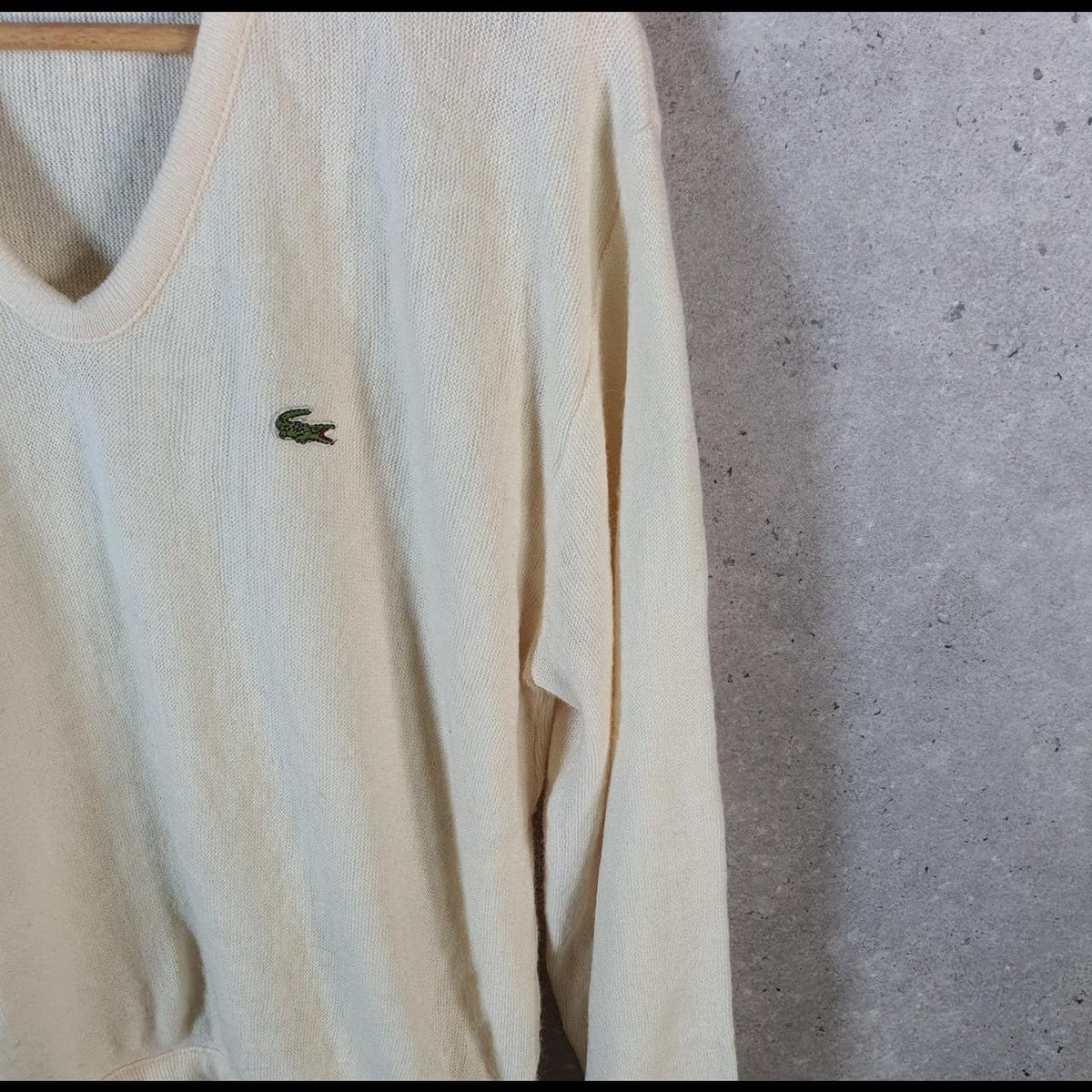 Vintage Lacoste Sweatshirt Men’s Large Beige Pullover Logo Y2K Jumper Logo