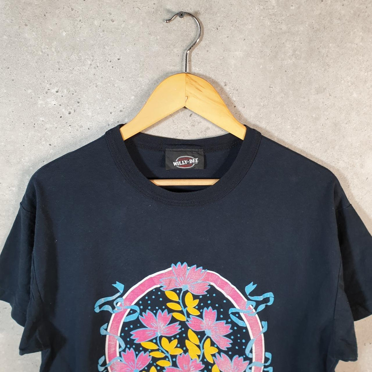 Vintage Willy Bee Flowers Floral Graphic 90s Single Stitch T Shirt Men’s Medium Black