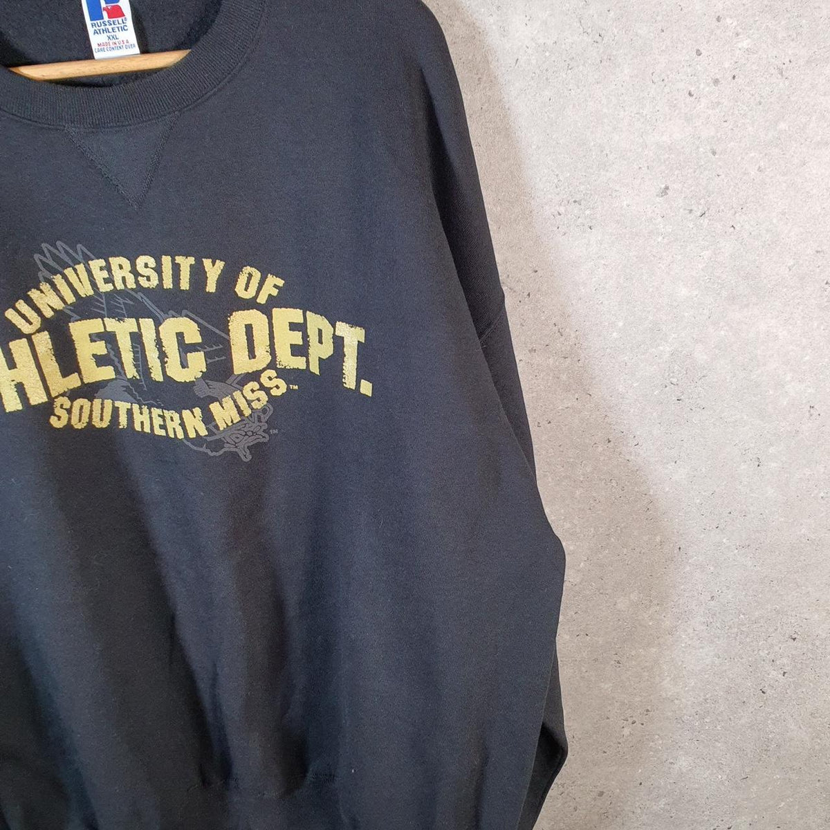 Vintage Russell Athletic Southern Miss Uni USA Sweatshirt Men’s 2XL Black Pullover Baggy