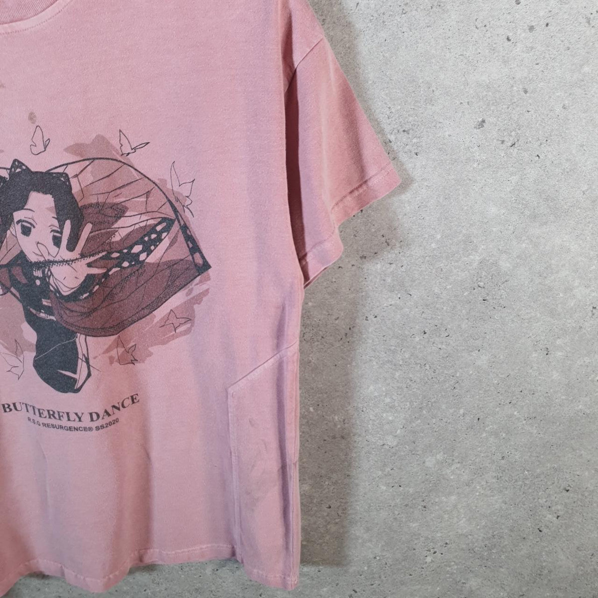 Vintage Resurgence Butterfly Dance T Shirt Men’s XS Pink Casual Sports Logo Athletic