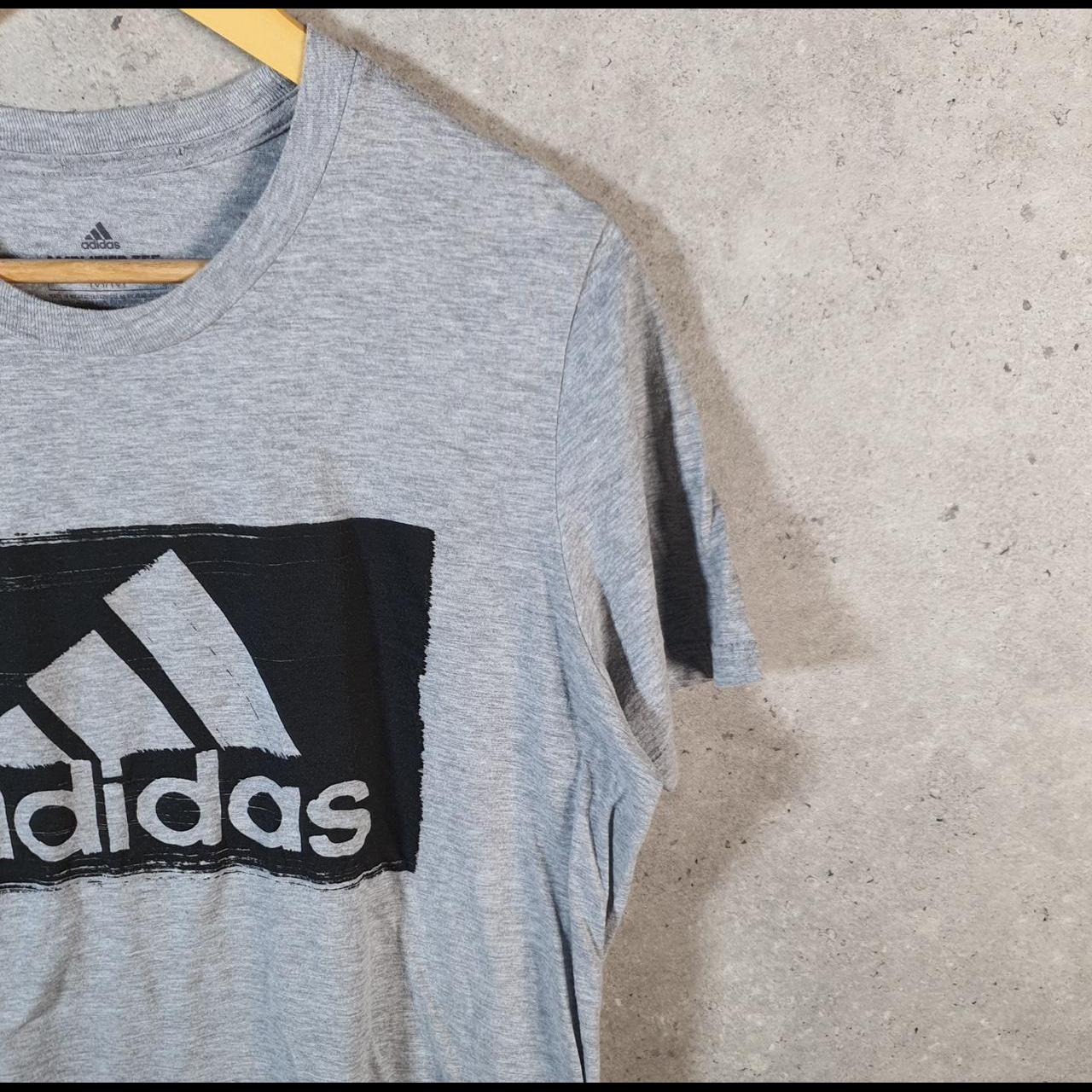 Vintage Adidas Amplifier T Shirt Men’s Medium Grey Three Stripes Logo Athletic