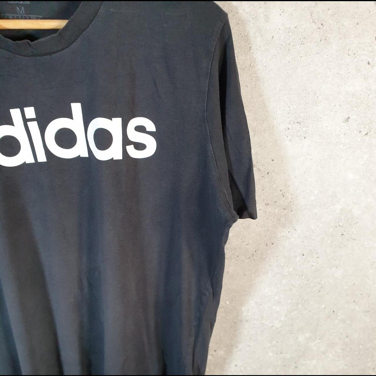 Vintage Adidas Spellout T Shirt Men’s Medium Black Three Stripes Logo Athletic