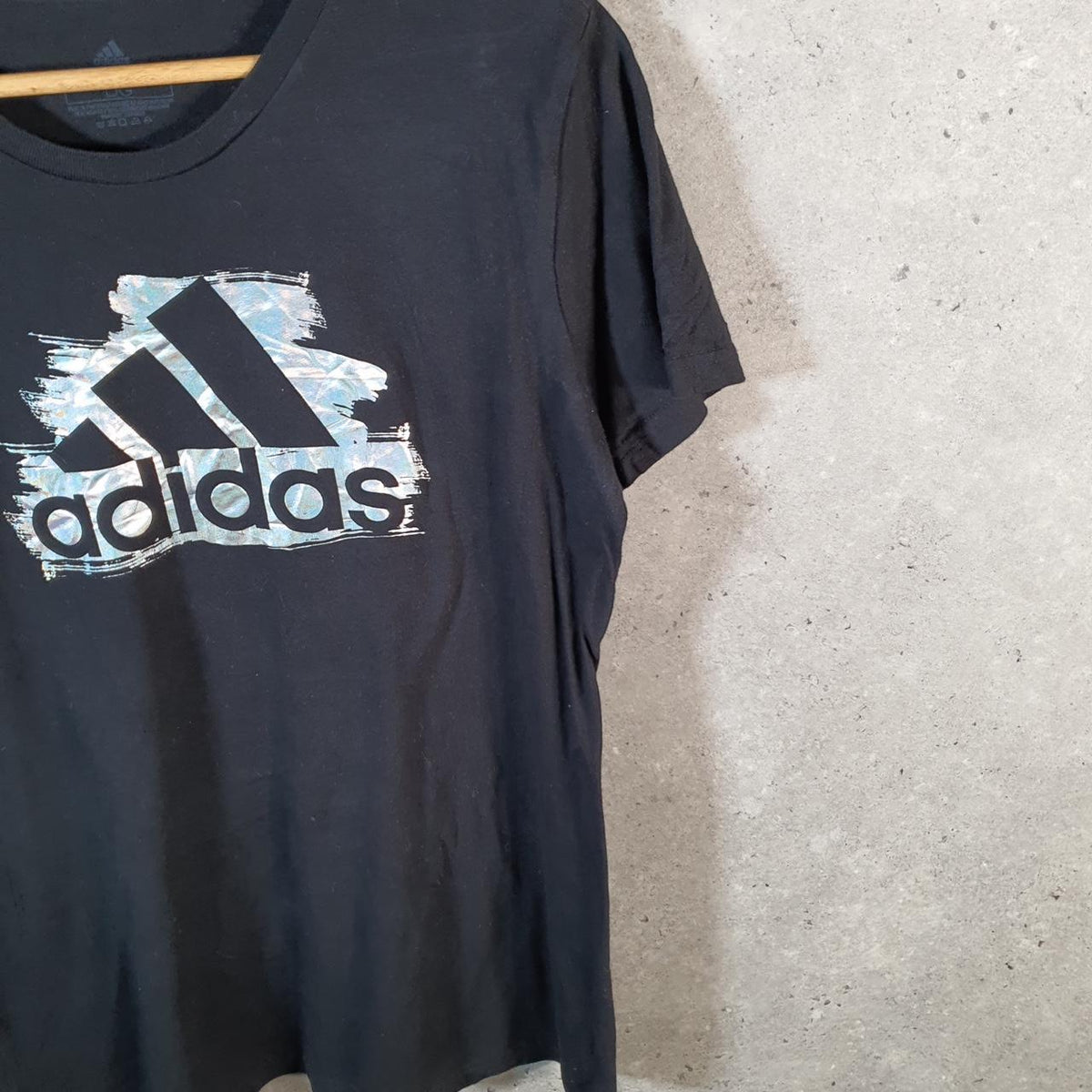 Vintage Adidas Amplifier T Shirt Men’s Large Black Three Stripes Logo Athletic
